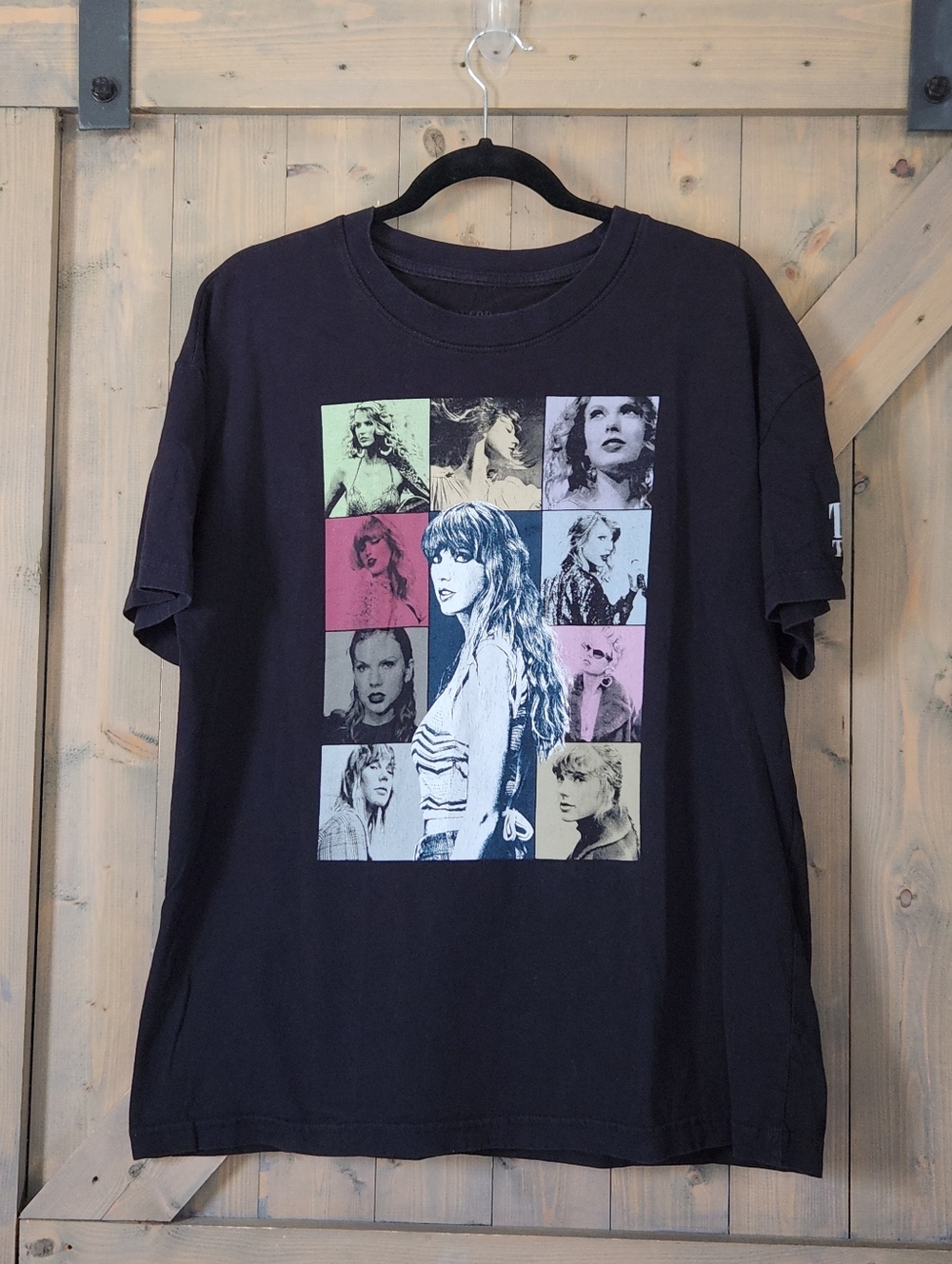 Taylor Swift The Eras Tour Concert Tee Size Large